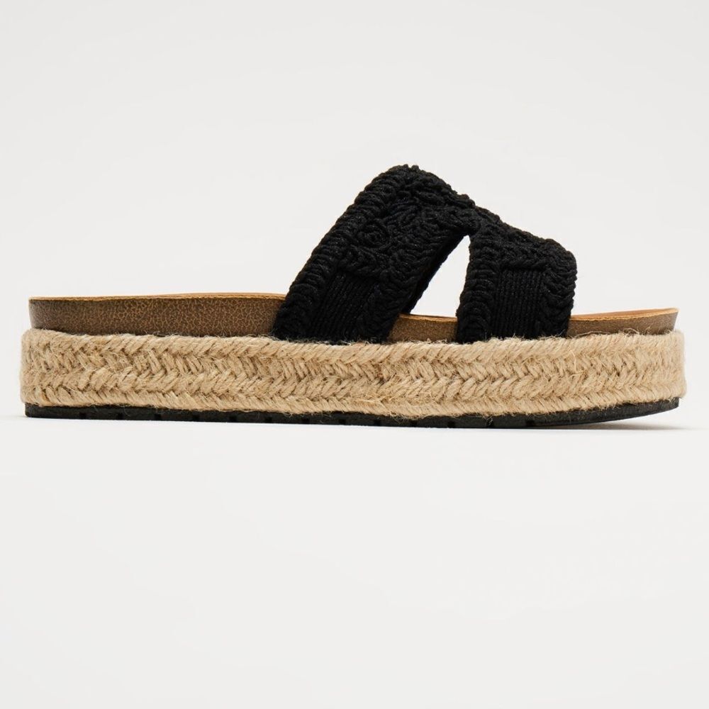 Platform sandals - Picture 2 of 6